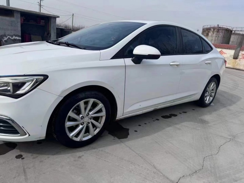 菏泽19年别克威朗2