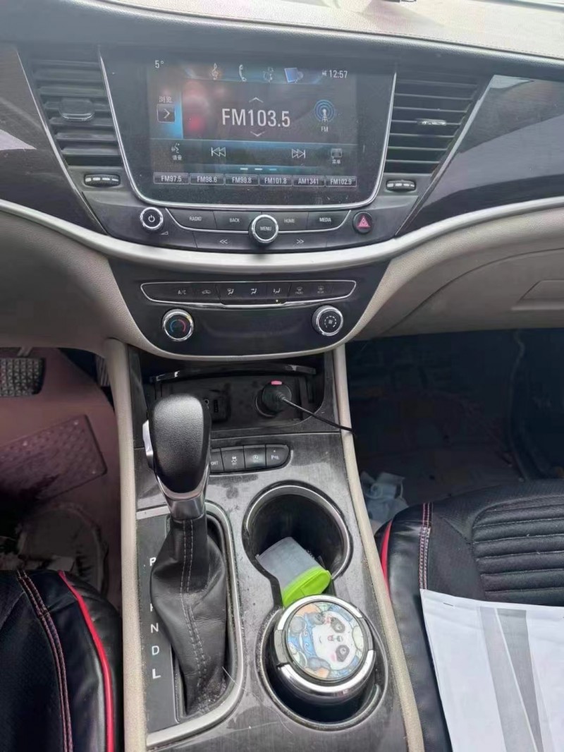 菏泽19年别克威朗3