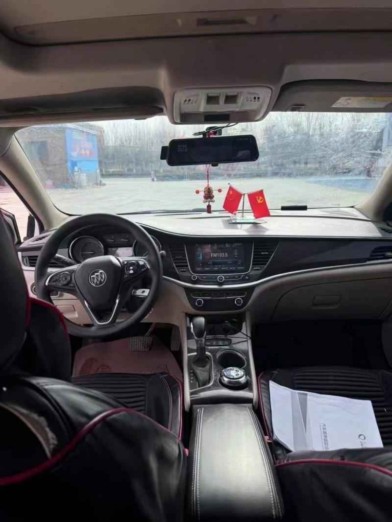 菏泽19年别克威朗4