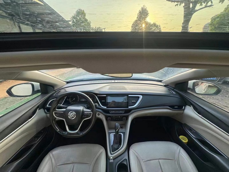 广州18年别克英朗8