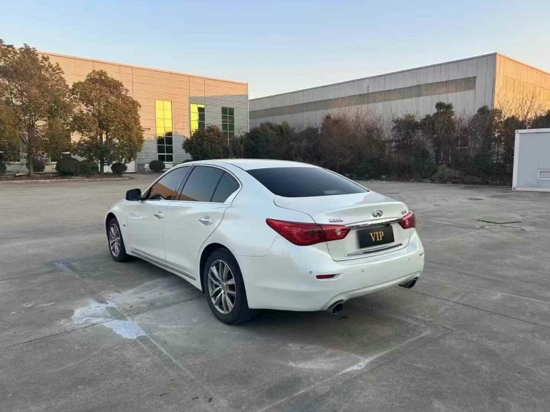 宿遷17年英菲尼迪Q50L7