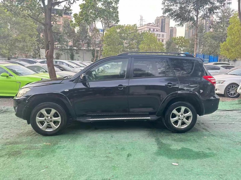 广州09年丰田RAV43