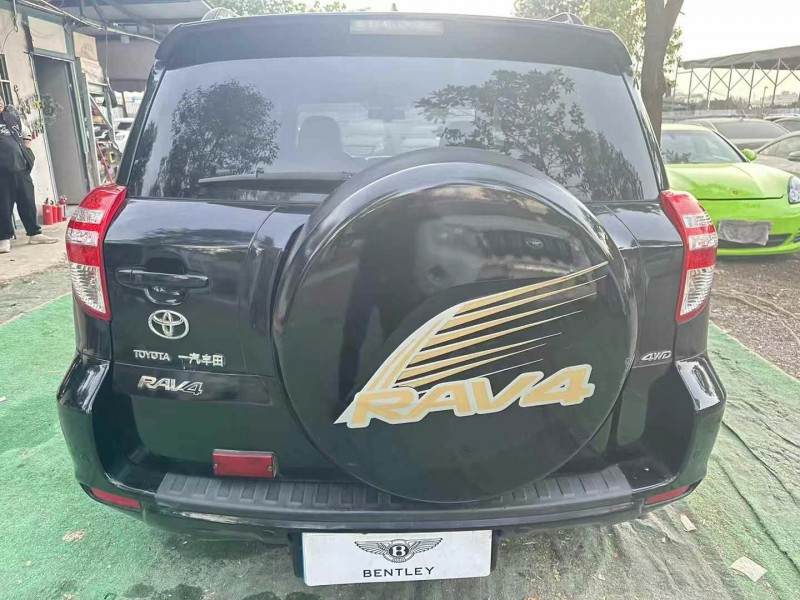 广州09年丰田RAV45