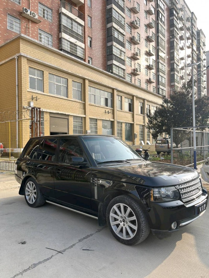 武汉12年路虎揽胜运动3