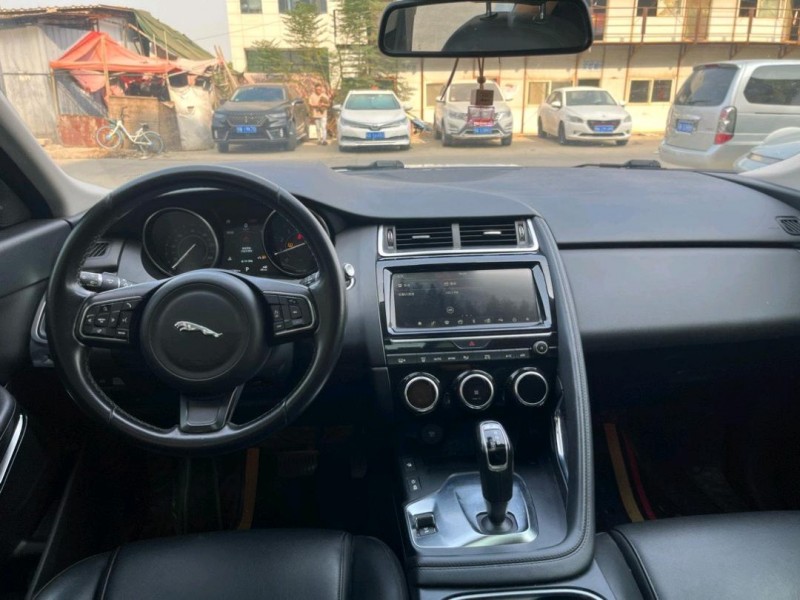 武漢19年捷豹E-PACE9