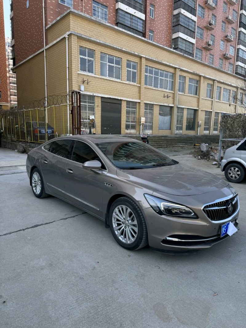 武汉17年别克君越3