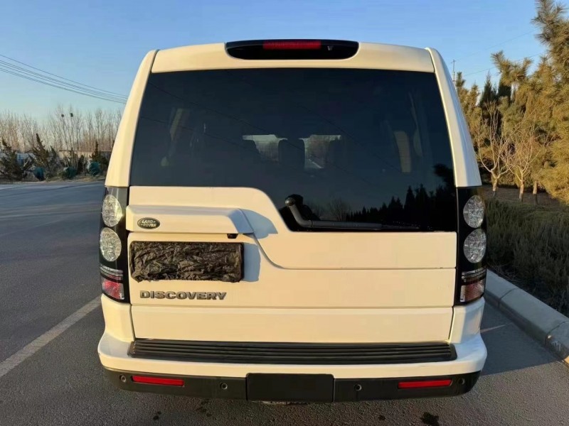 济宁17年路虎发现9