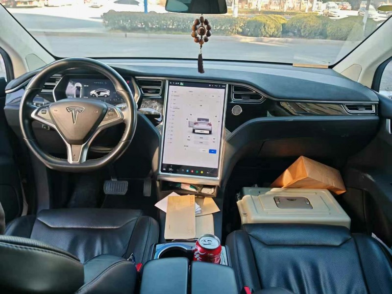 聊城17年特斯拉MODEL X7
