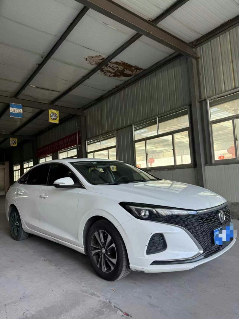 濰坊20年長安汽車逸動3