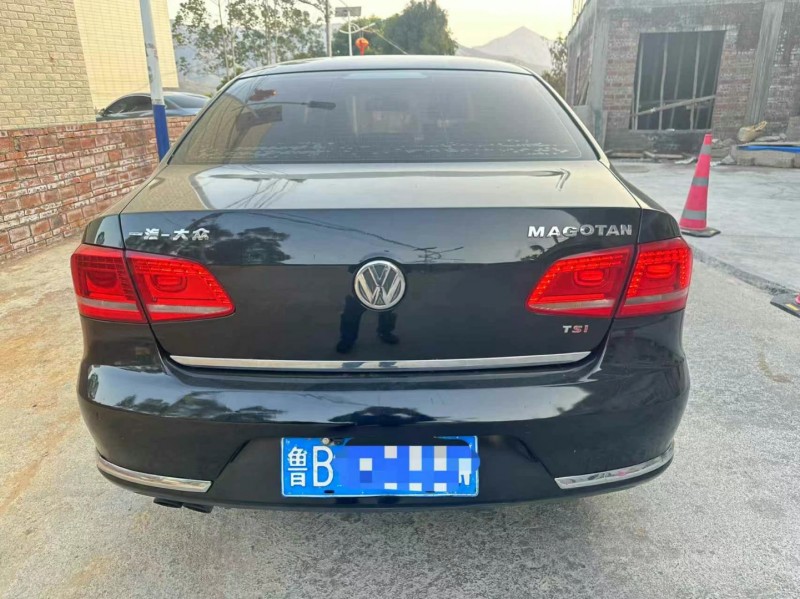 广州13年大众迈腾4