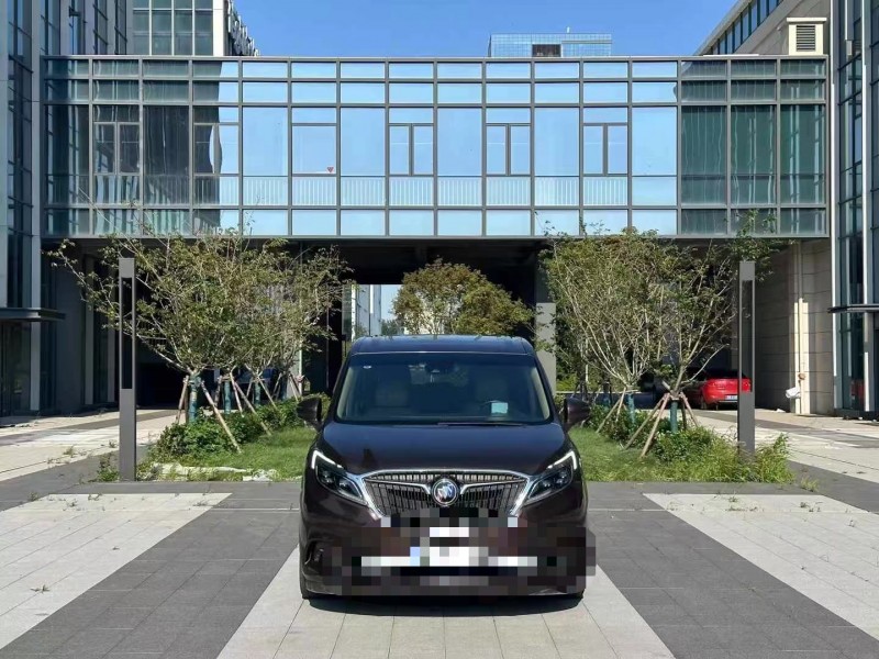 青岛18年别克GL81