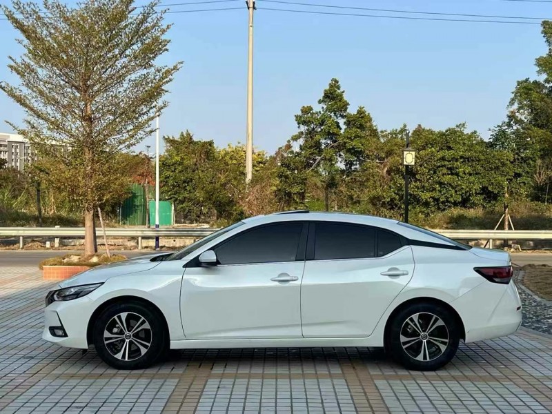 汕頭23年日產軒逸3