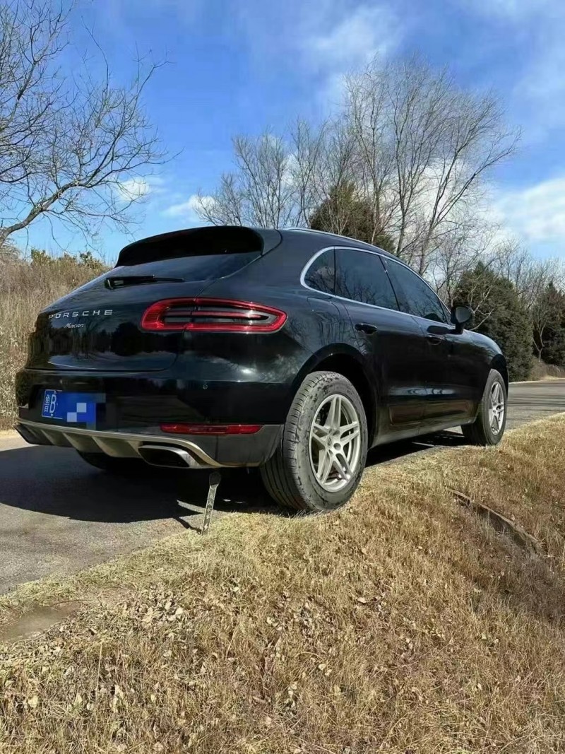 淄博16年保时捷Macan8