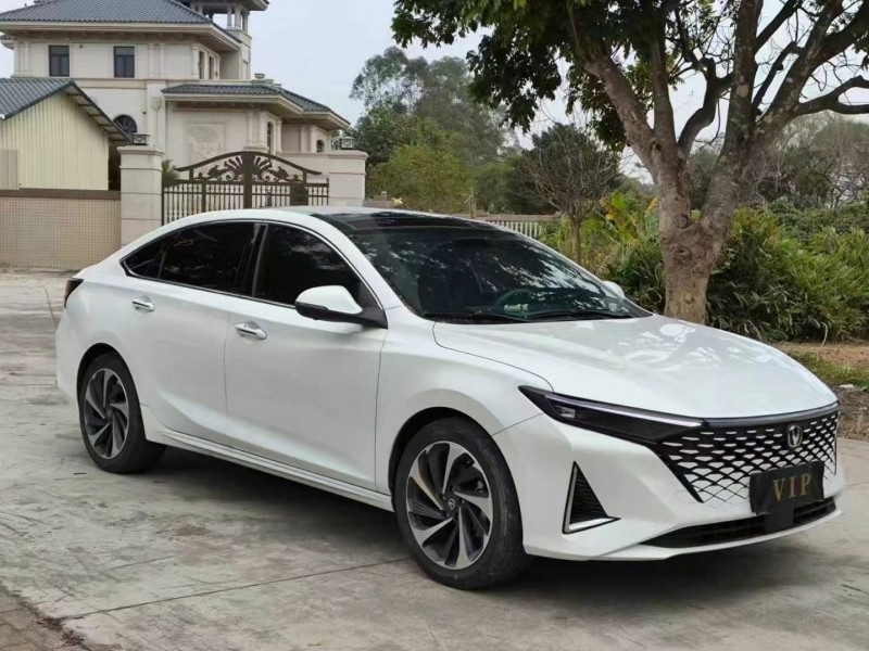 汕頭23年長安汽車銳程2