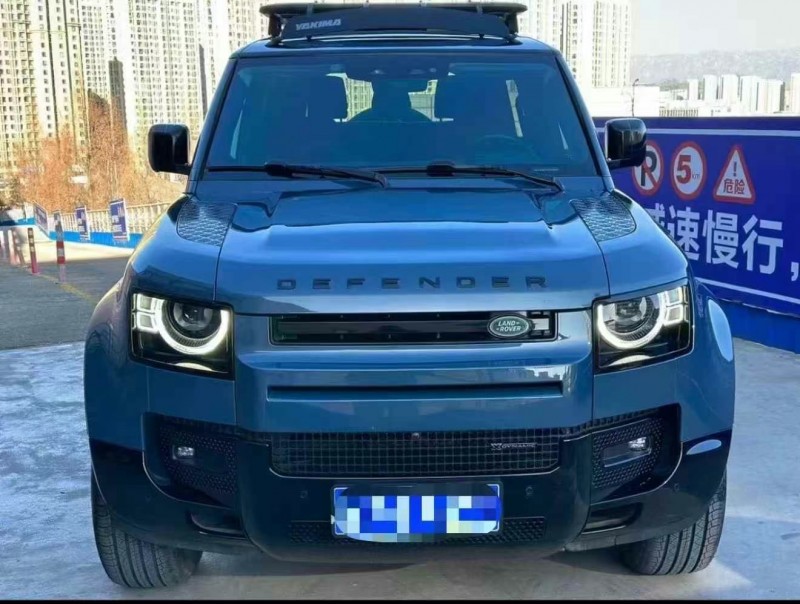 菏泽22年路虎卫士1
