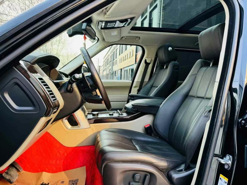 青岛16年路虎揽胜5