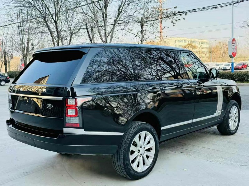 青岛16年路虎揽胜7