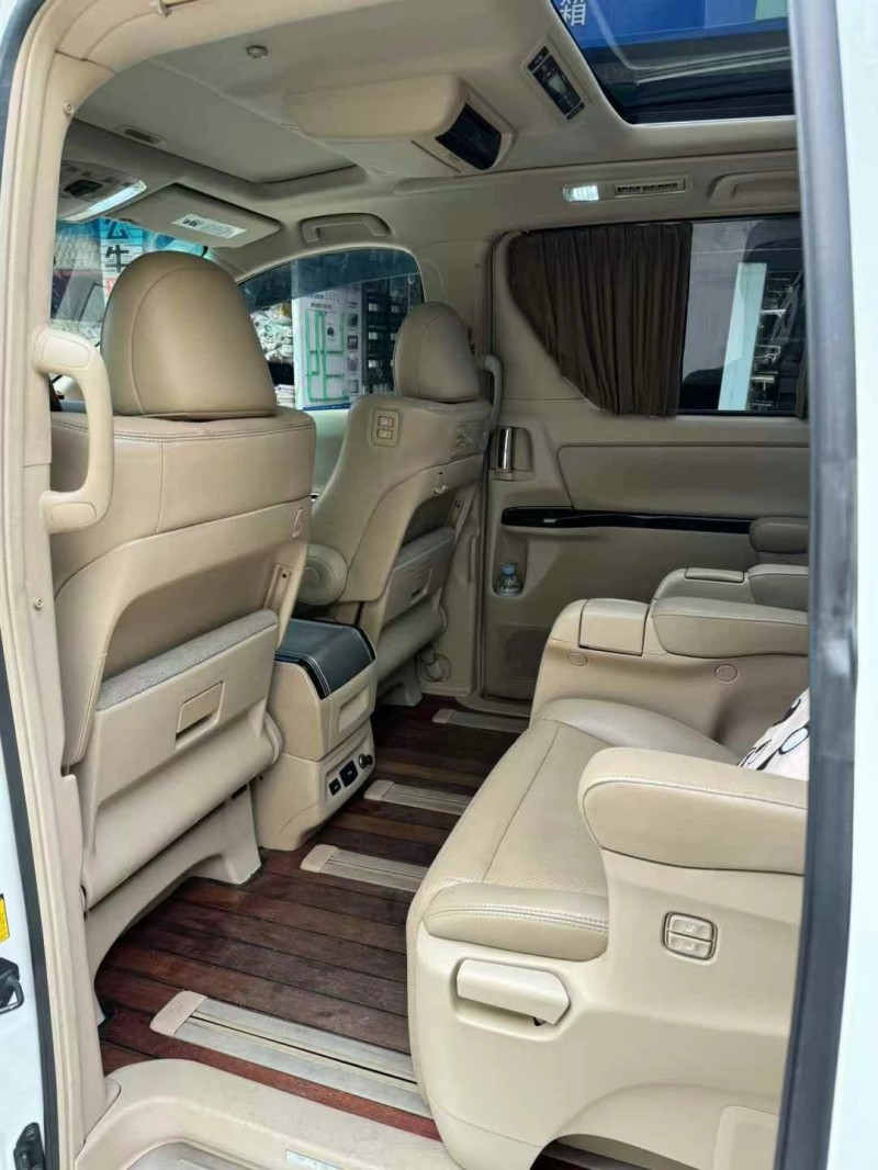 邵阳14年丰田埃尔法6