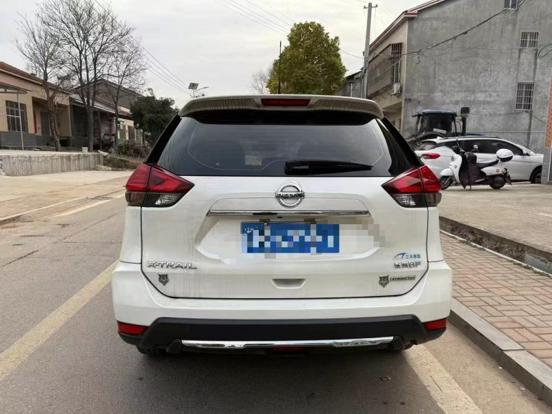 邵阳20年日产奇骏9