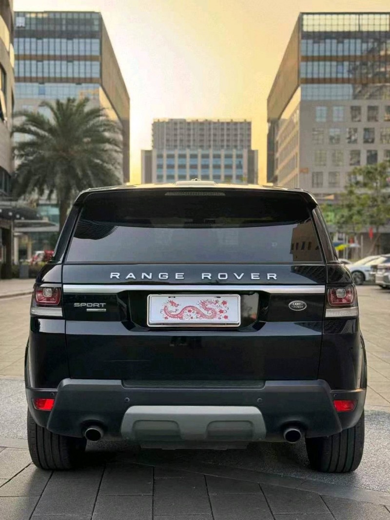 广州16年路虎揽胜运动5