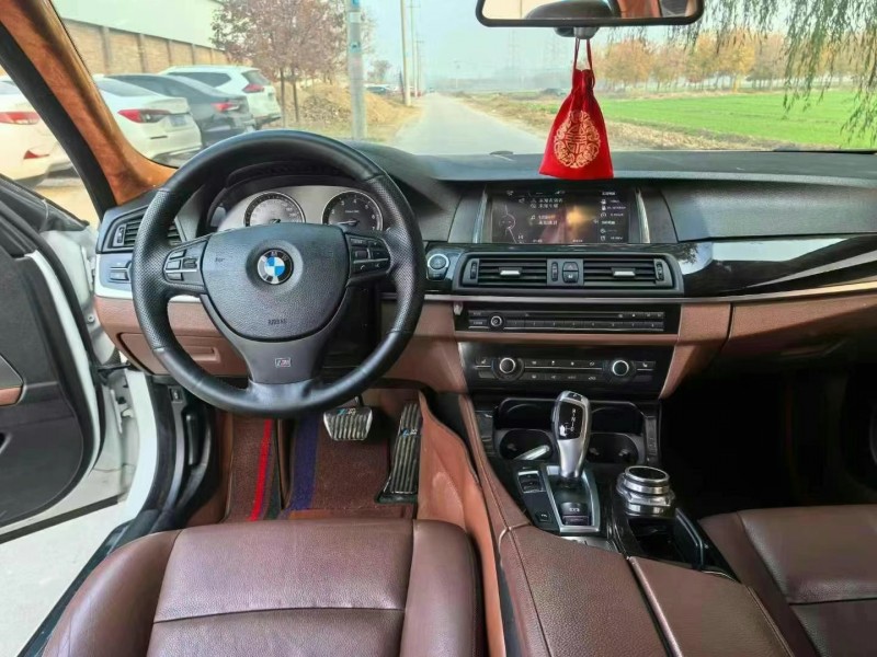 保定15年宝马5系4