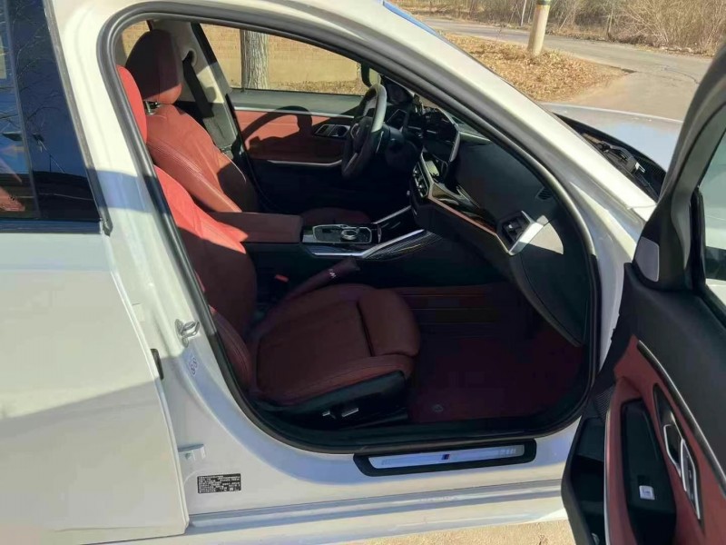 保定24年宝马3系4