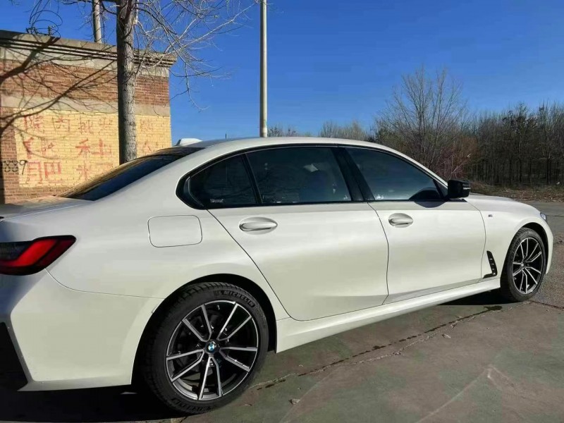 保定24年宝马3系9