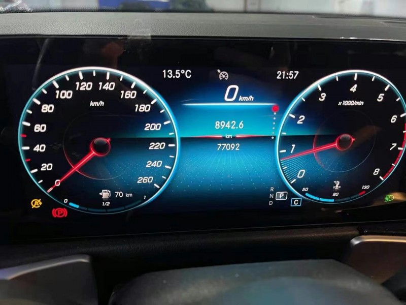 广州22年奔驰GLB2