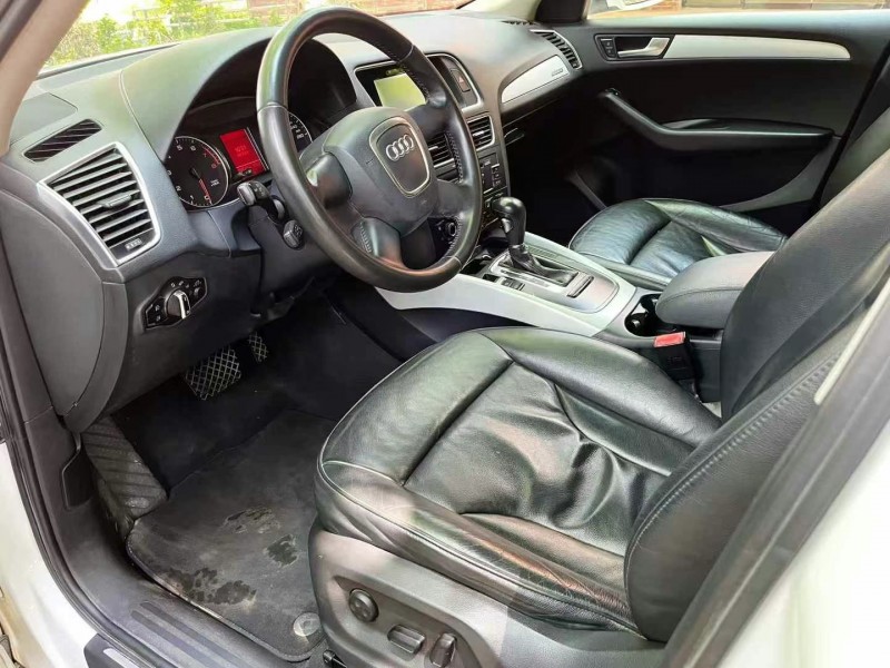 枣庄17年奥迪Q56