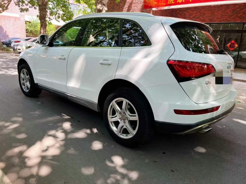 枣庄17年奥迪Q58