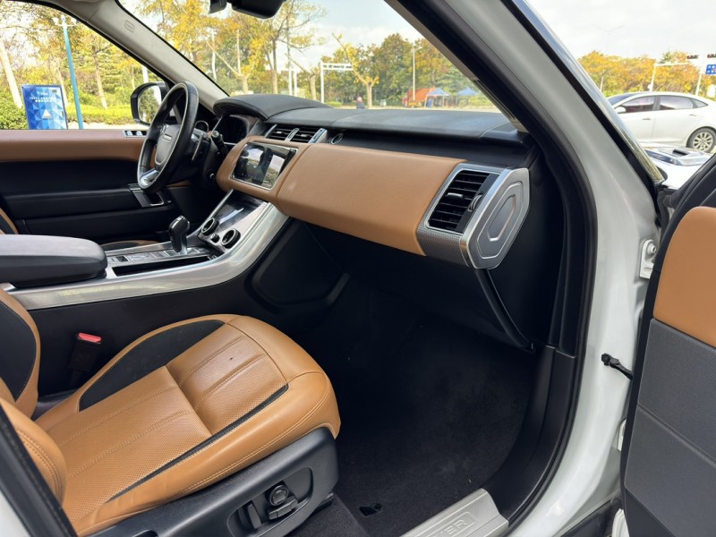 盐城19年路虎揽胜运动5