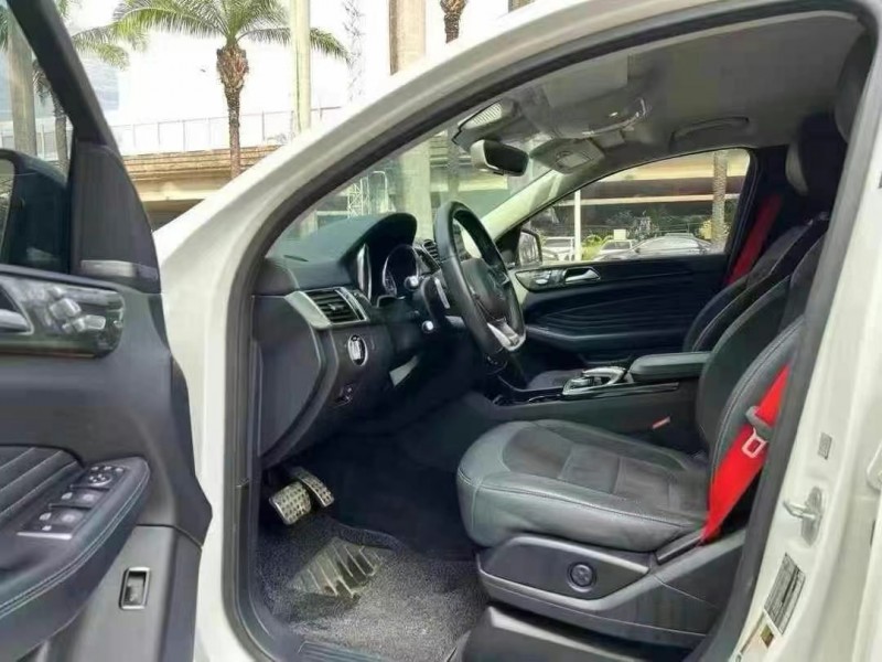 广州17年奔驰GLE6