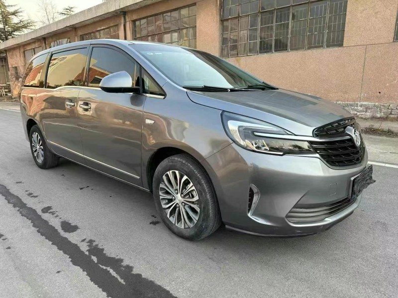 枣庄22年别克GL82