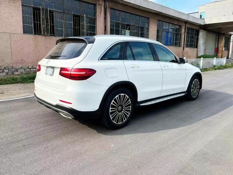 枣庄19年奔驰GLC7