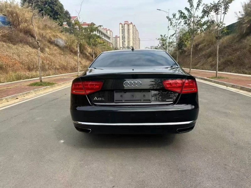南寧13年奧迪A8L9