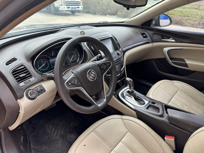 盐城16年别克君威7