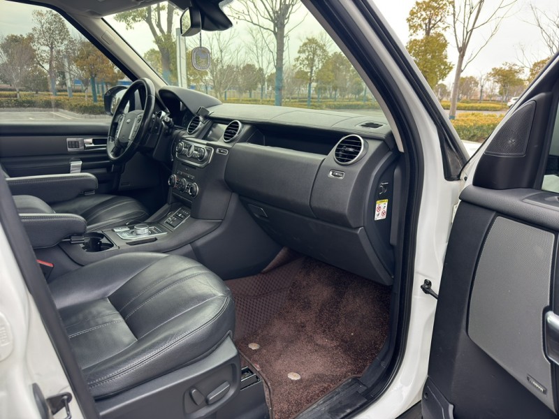 盐城16年路虎发现5