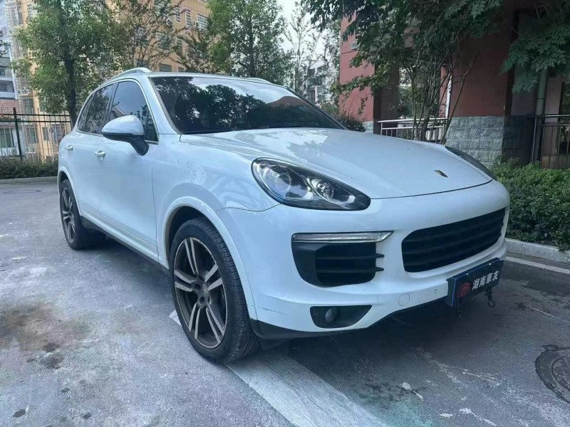 株洲15年保時捷卡宴2