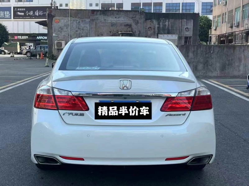 广州15年本田雅阁5