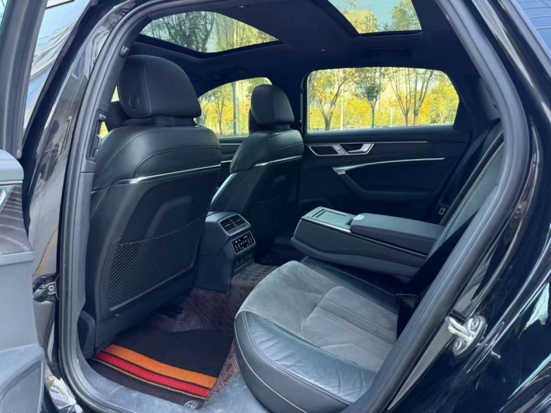 济宁23年奥迪A6L7