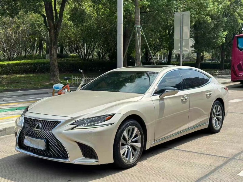 金華18年雷克薩斯LS2