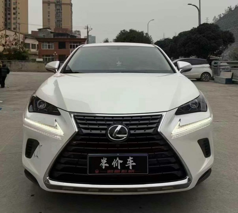 貴陽20年雷克薩斯NX1