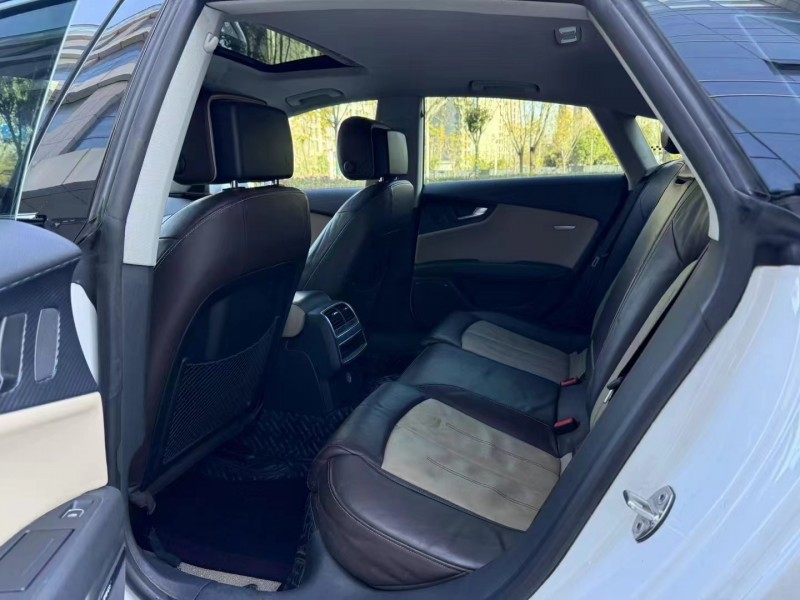 济宁15年奥迪A7L6