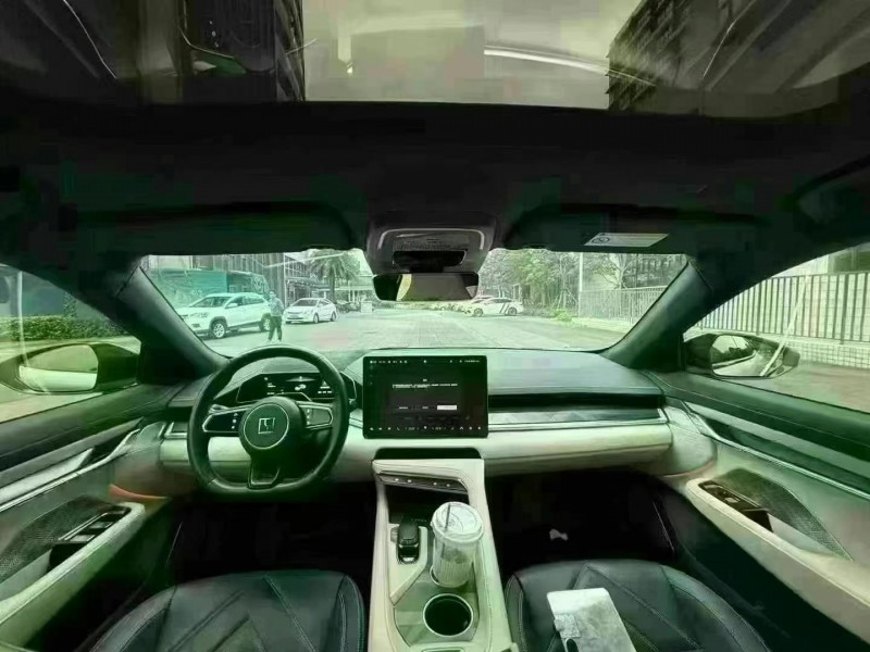 佛山22年極氪汽車0016