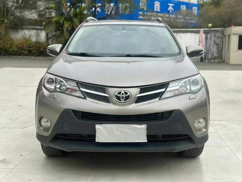 广州14年丰田RAV4荣放1