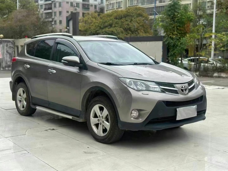 广州14年丰田RAV4荣放3