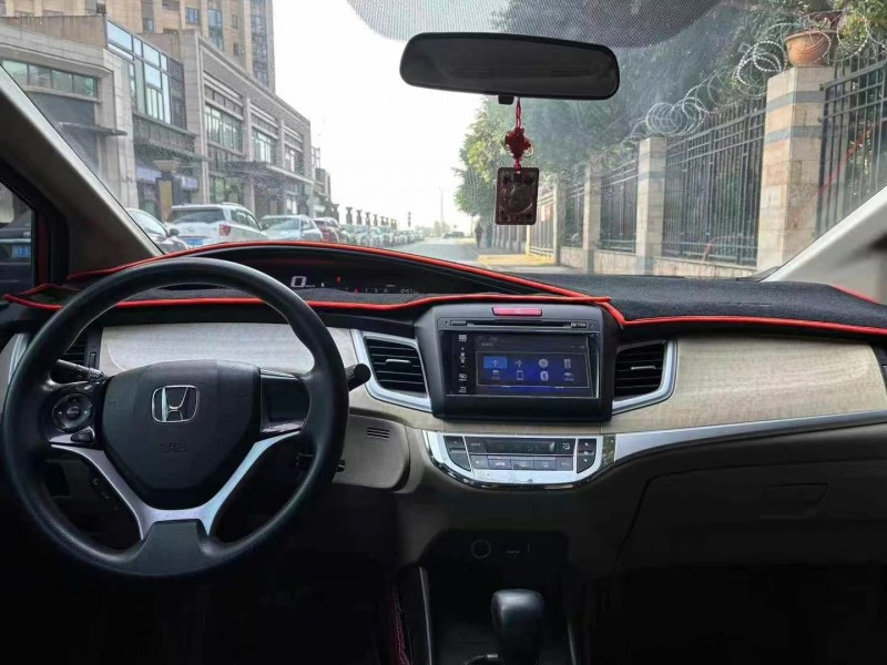 深圳14年本田杰德4