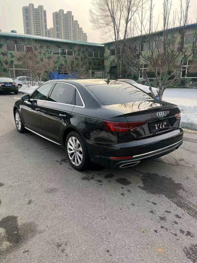 沈陽19年奧迪A4L7