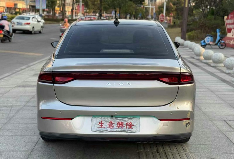广州22年传祺埃安S5809