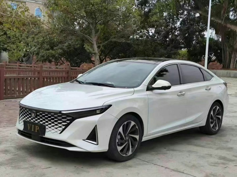 深圳23年長安汽車銳程3